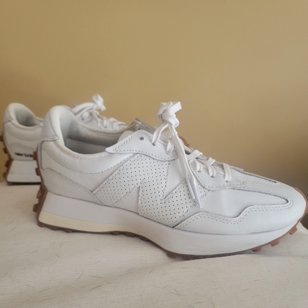 New Balance 327 White/ Sea Salt